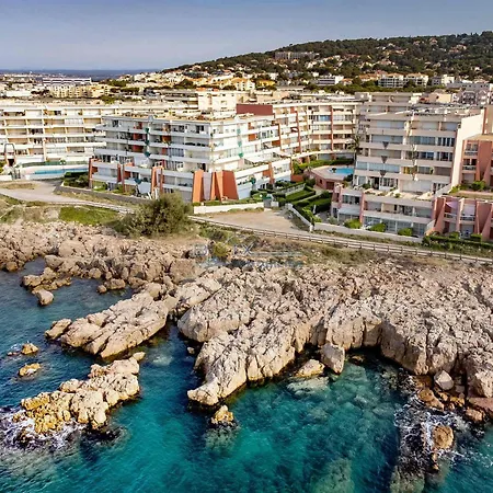 Agreable 2 Pieces Avec Acces Direct A La Plage - Fr-1-472A-304 شقة