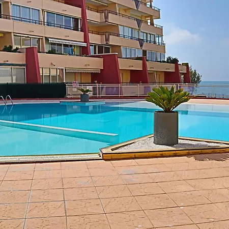 Apartment 2 Pieces Avec Terrasse, Piscine Et Acces Direct A La A - Fr-1-472a-304 *